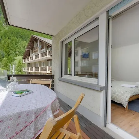 Breithorn View דירה