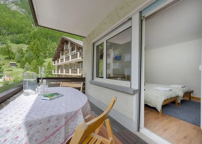 Breithorn View Apartment